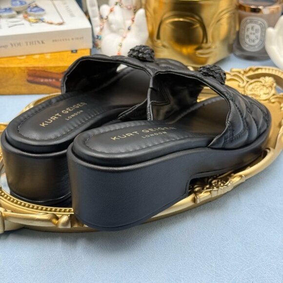 🆕 KURT GEIGER LONDON 🧿 NWOB Kensington Slip On Sandal, Black Sz 37 US 7 - Picture 8 of 13